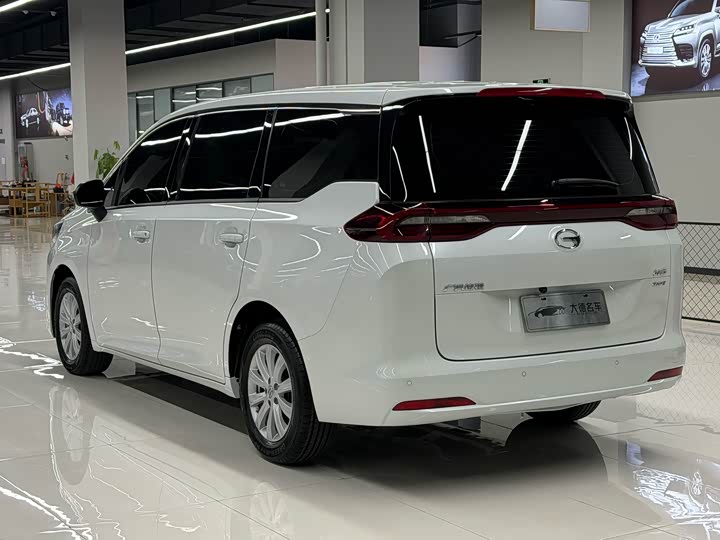 GAC Trumpchi M6 2021 2021款 270T DCT精英版（七座）