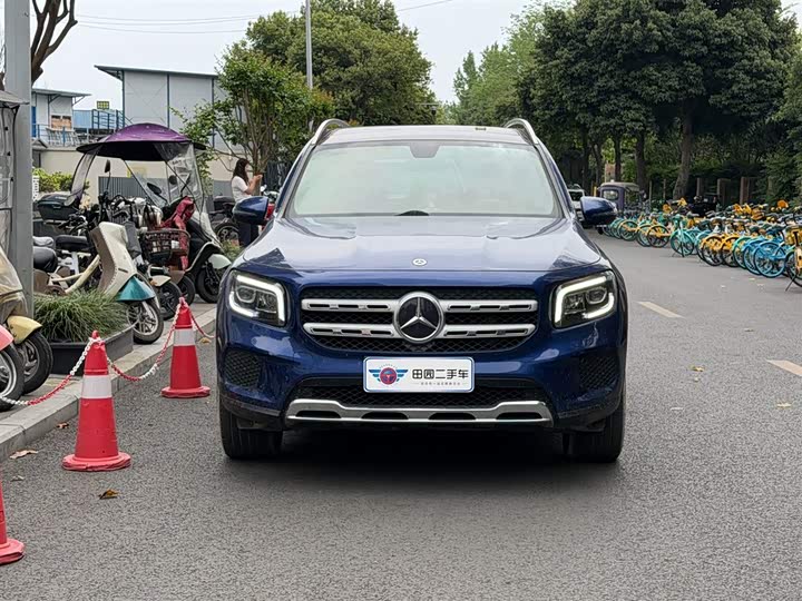 Фото 2 - Mercedes-Benz GLB-Class