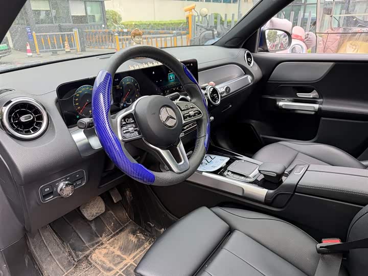 Фото 7 - Mercedes-Benz GLB-Class
