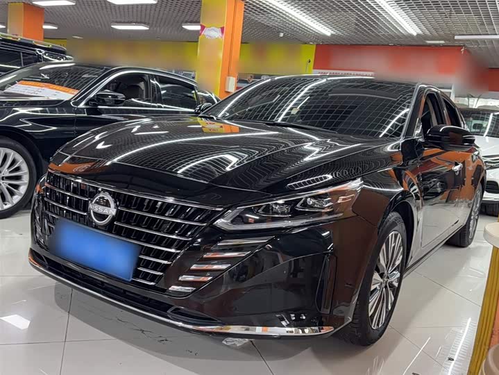 Zdjęcie 1 - Nissan Teana