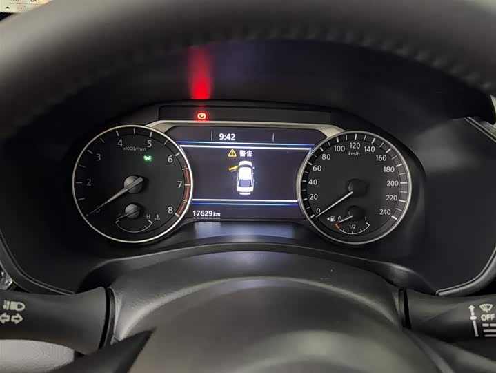 Zdjęcie 6 - Nissan Teana