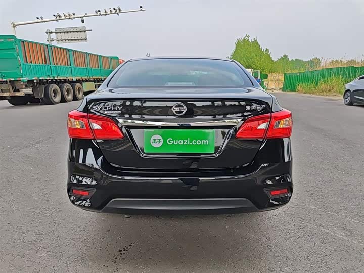 Zdjęcie 4 - Nissan Sylphy