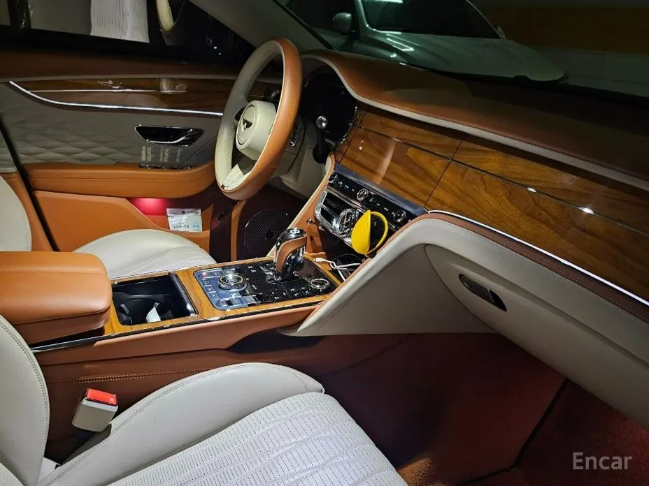 Bentley Flying Spur 2020 4.0