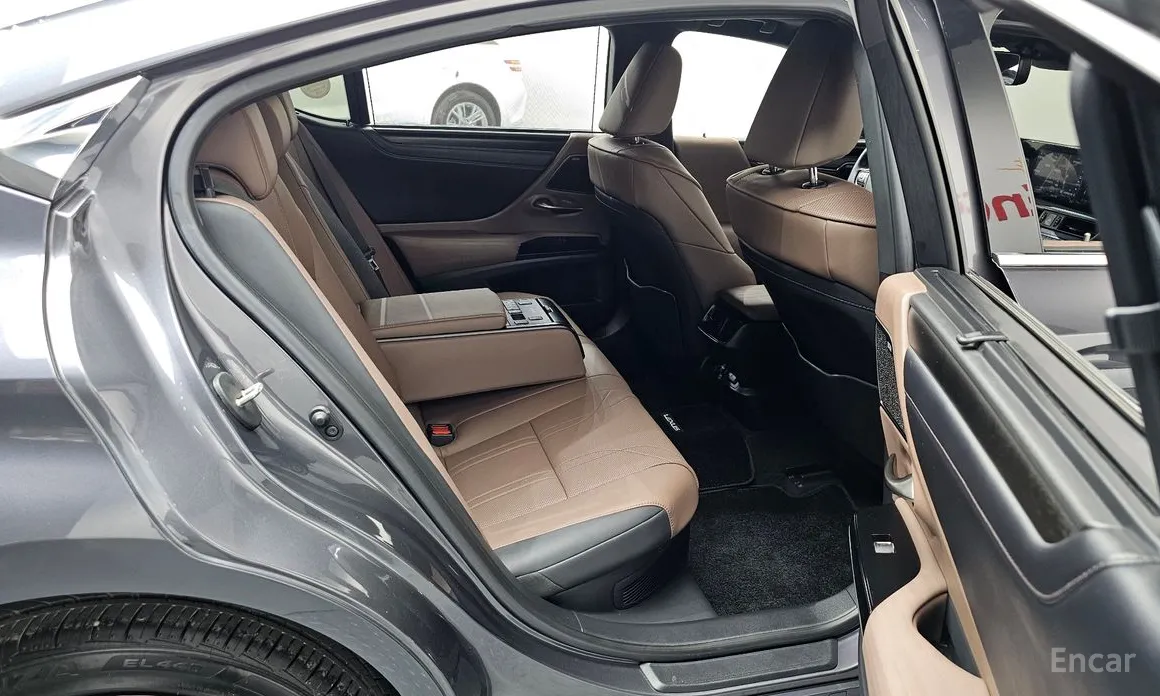 Lexus ES 2018 Executive