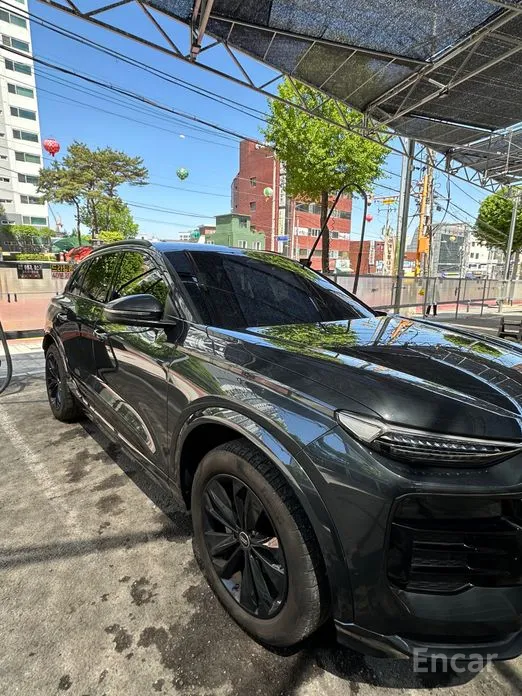 2025 Audi Q6 e-tron