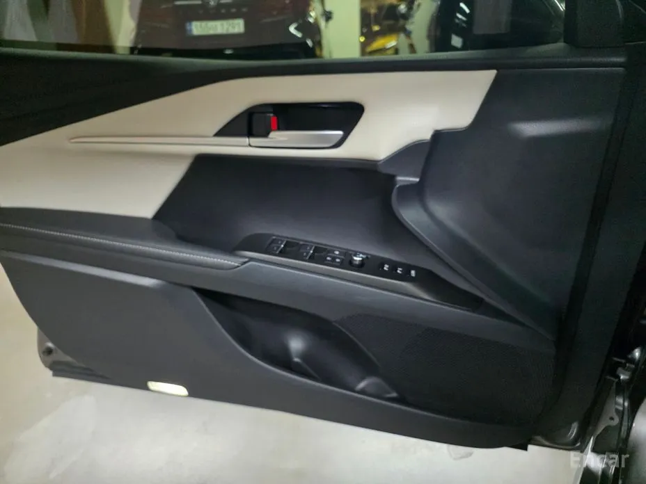 Toyota Camry 2024 2.5 XLE Premium Hybrid