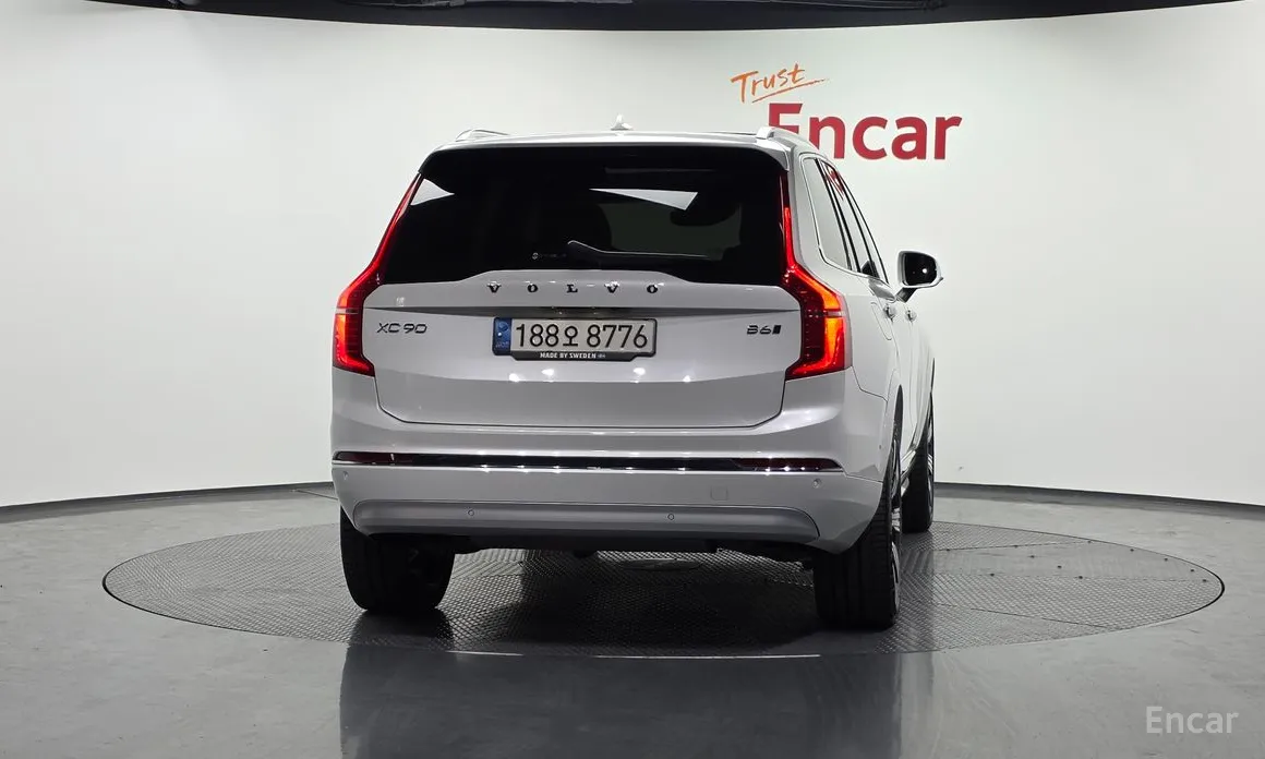Фото 4 - Volvo XC90