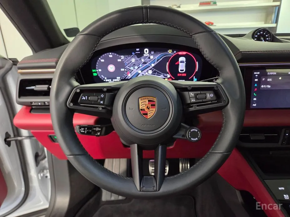 Porsche Macan 2024 Base 4