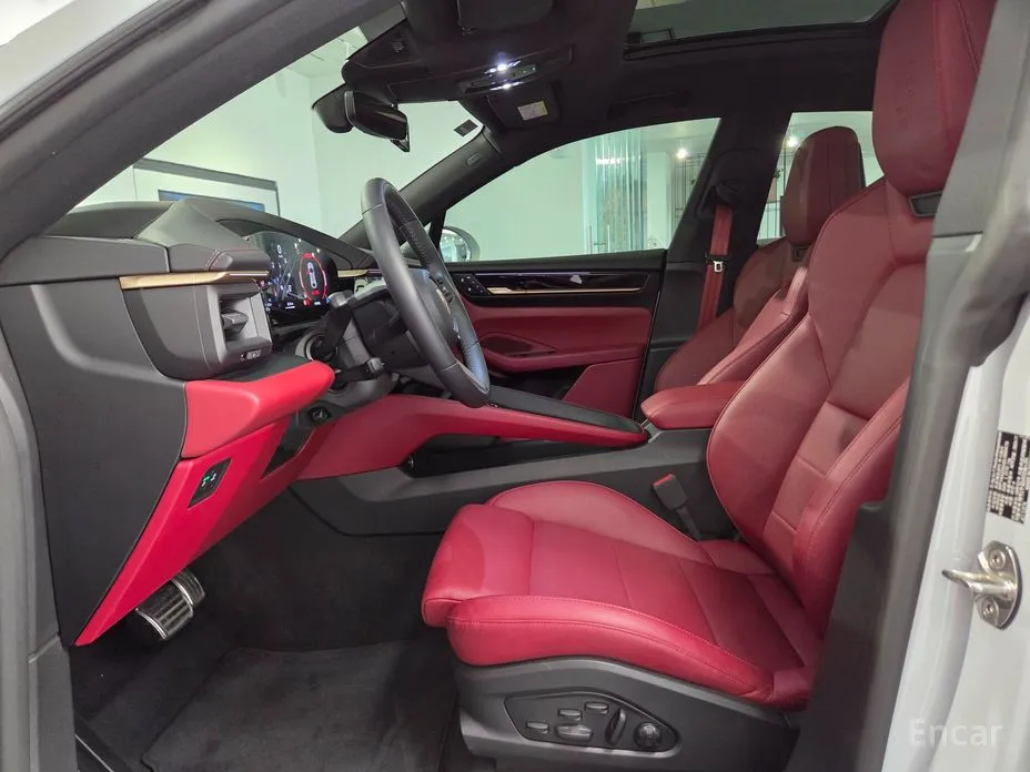 Porsche Macan 2024 Base 4
