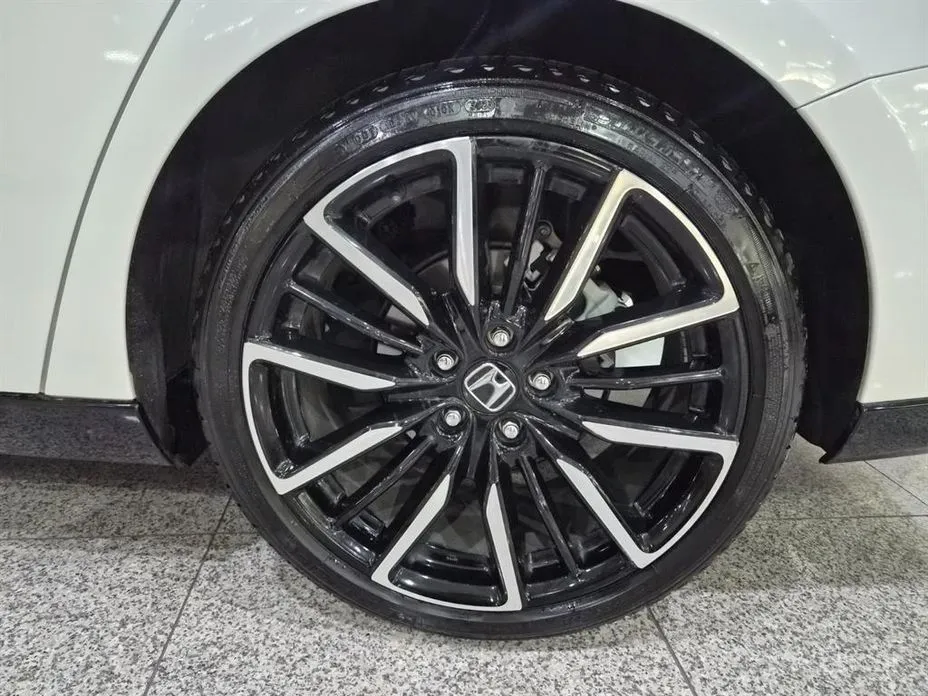 Фото 20 - Honda Accord