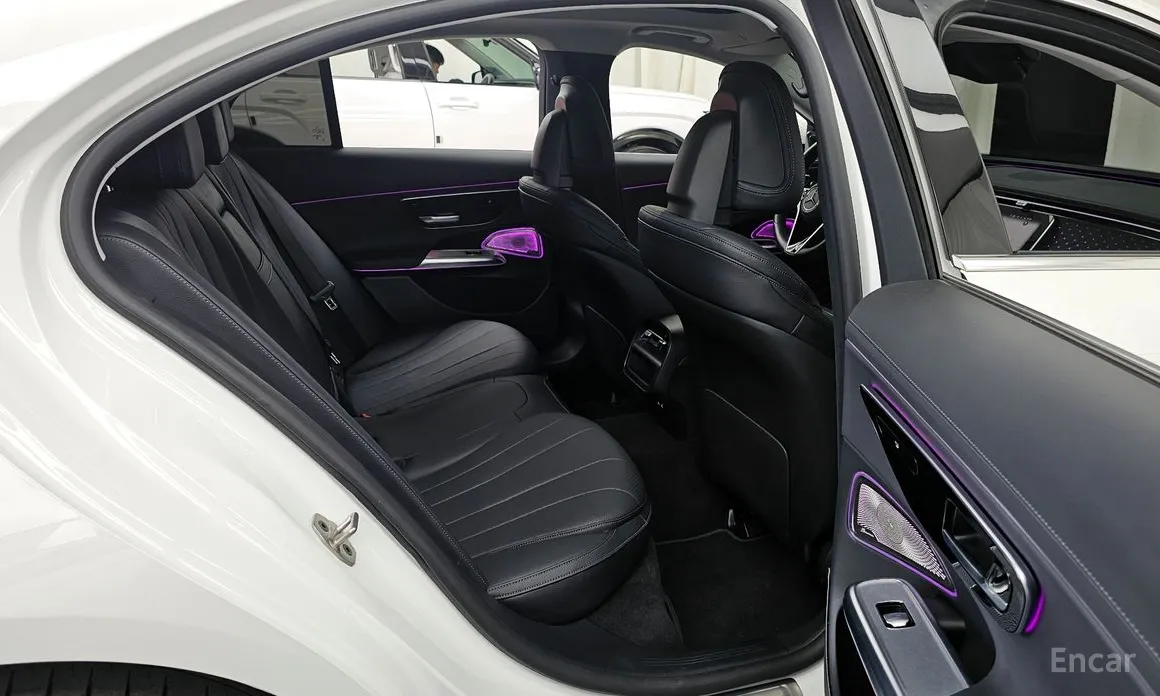 Mercedes-Benz E-Class 2024 E220d 4MATIC Exclusive