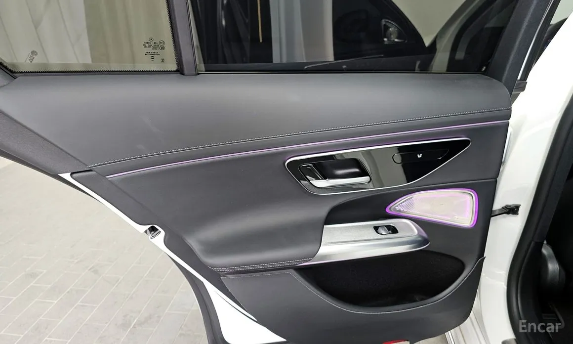Mercedes-Benz E-Class 2024 E220d 4MATIC Exclusive