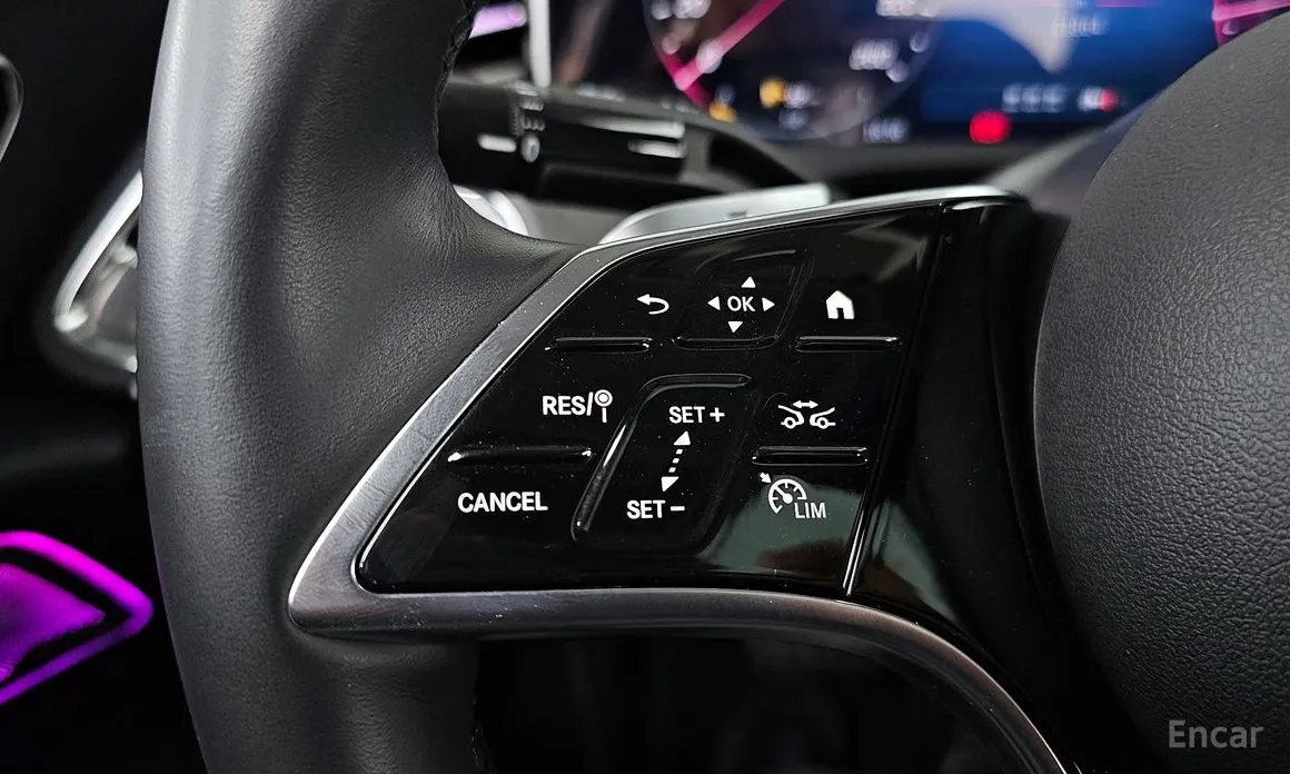 Mercedes-Benz E-Class 2024 E220d 4MATIC Exclusive