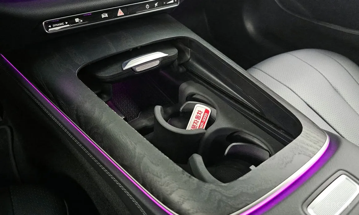 Mercedes-Benz E-Class 2024 E220d 4MATIC Exclusive