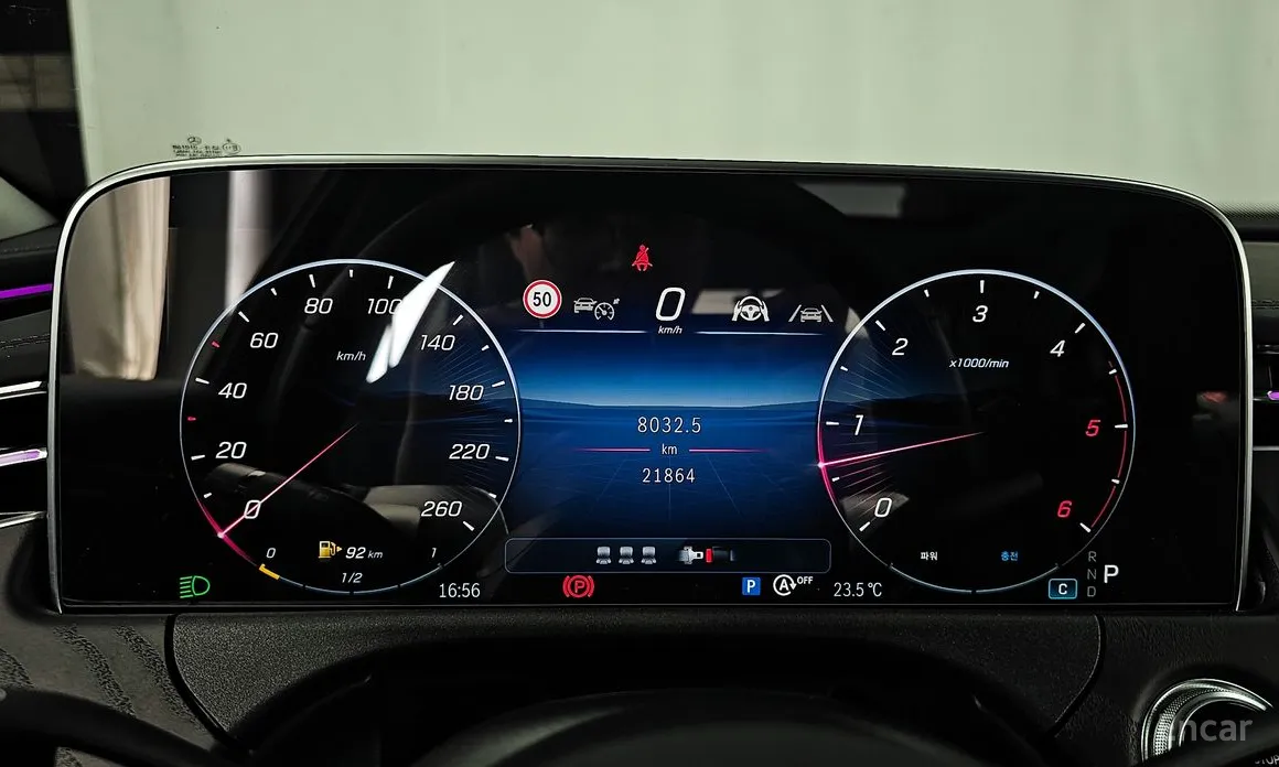 Mercedes-Benz E-Class 2024 E220d 4MATIC Exclusive