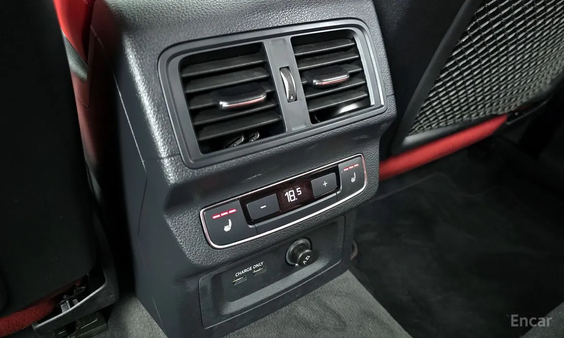 Фото 18 - Audi SQ5