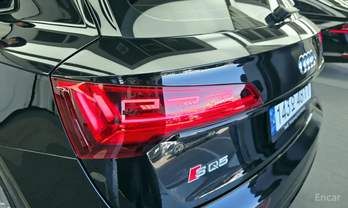 Фото 23 - Audi SQ5