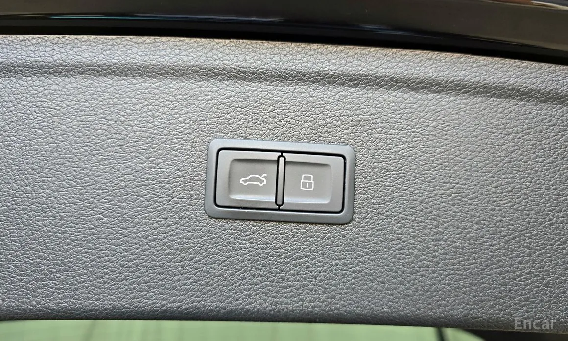 Фото 26 - Audi SQ5