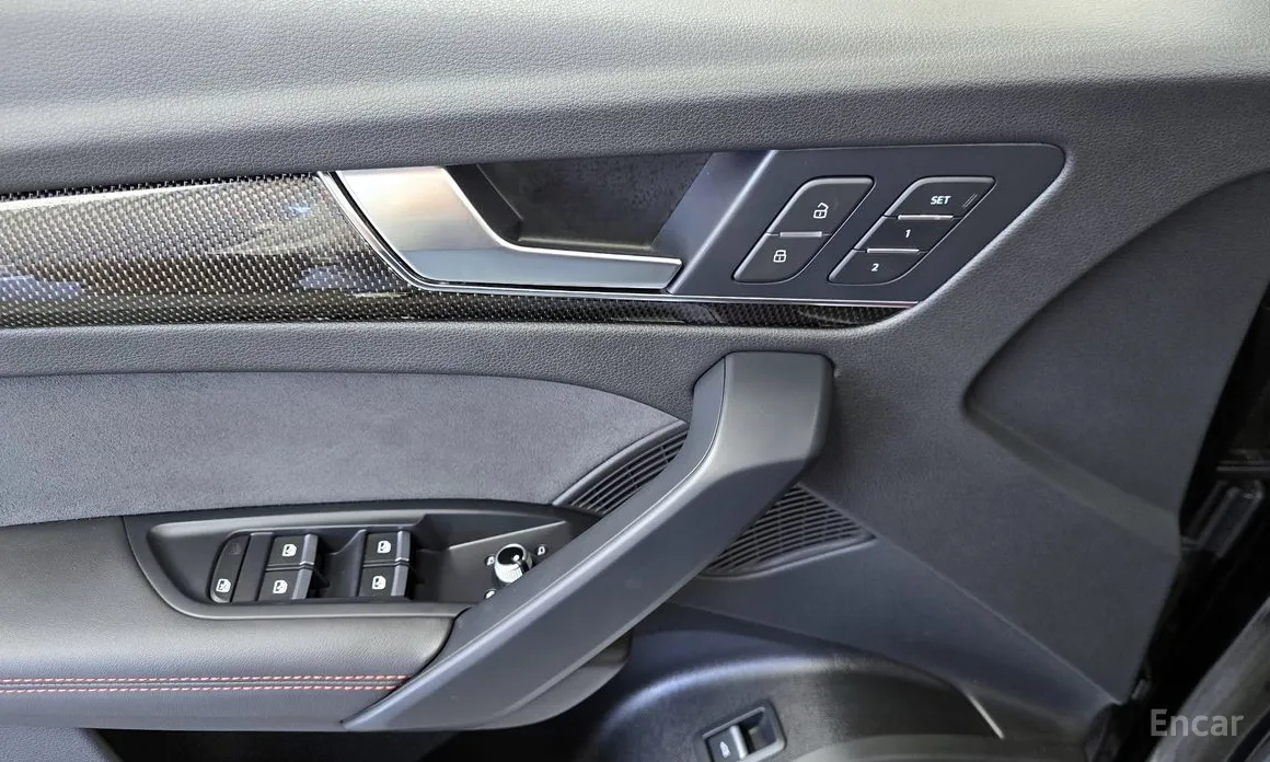 Фото 30 - Audi SQ5
