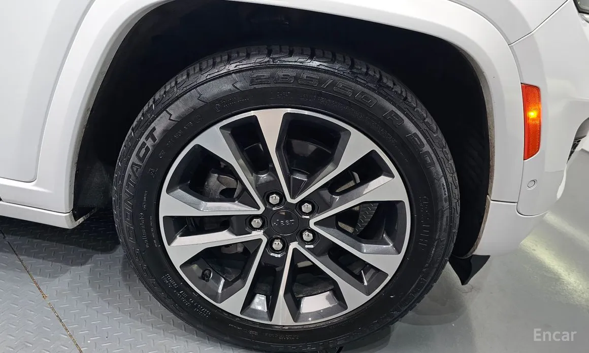 Jeep Cherokee 2021 L 3.6 Overland
