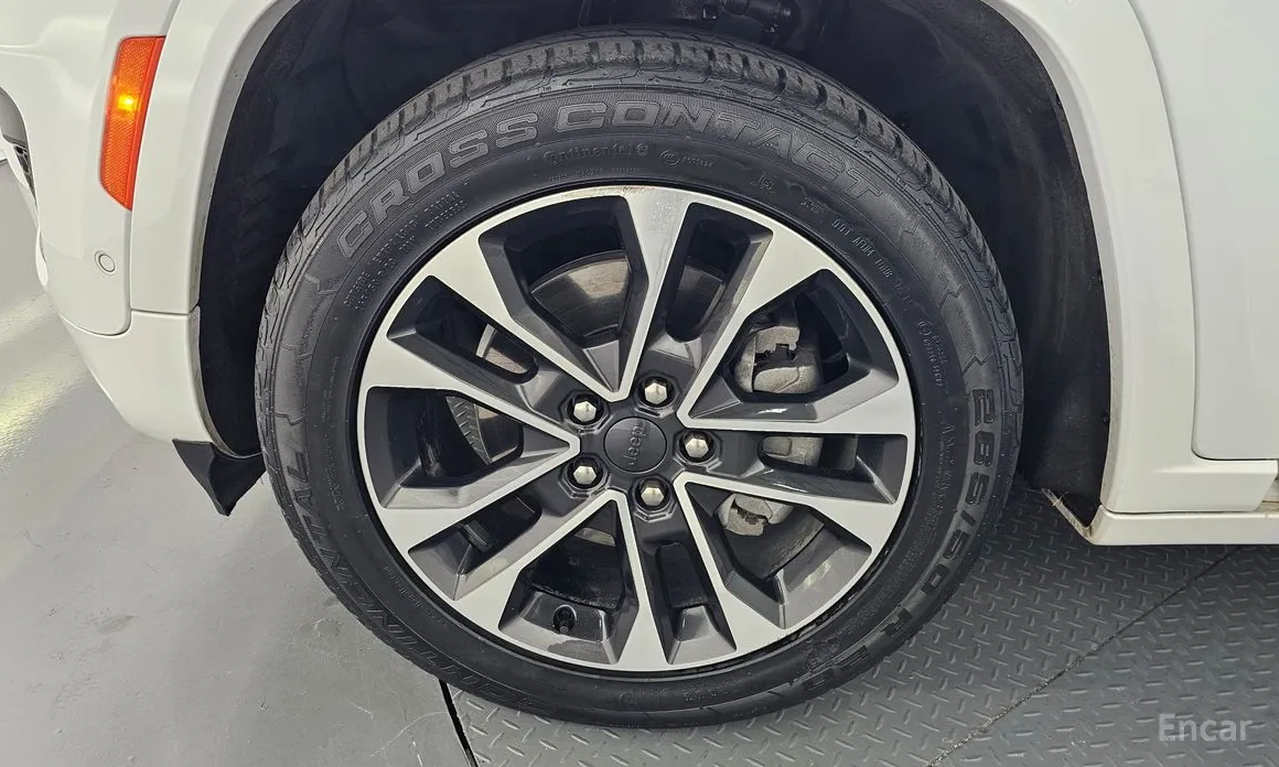 Jeep Cherokee 2021 L 3.6 Overland