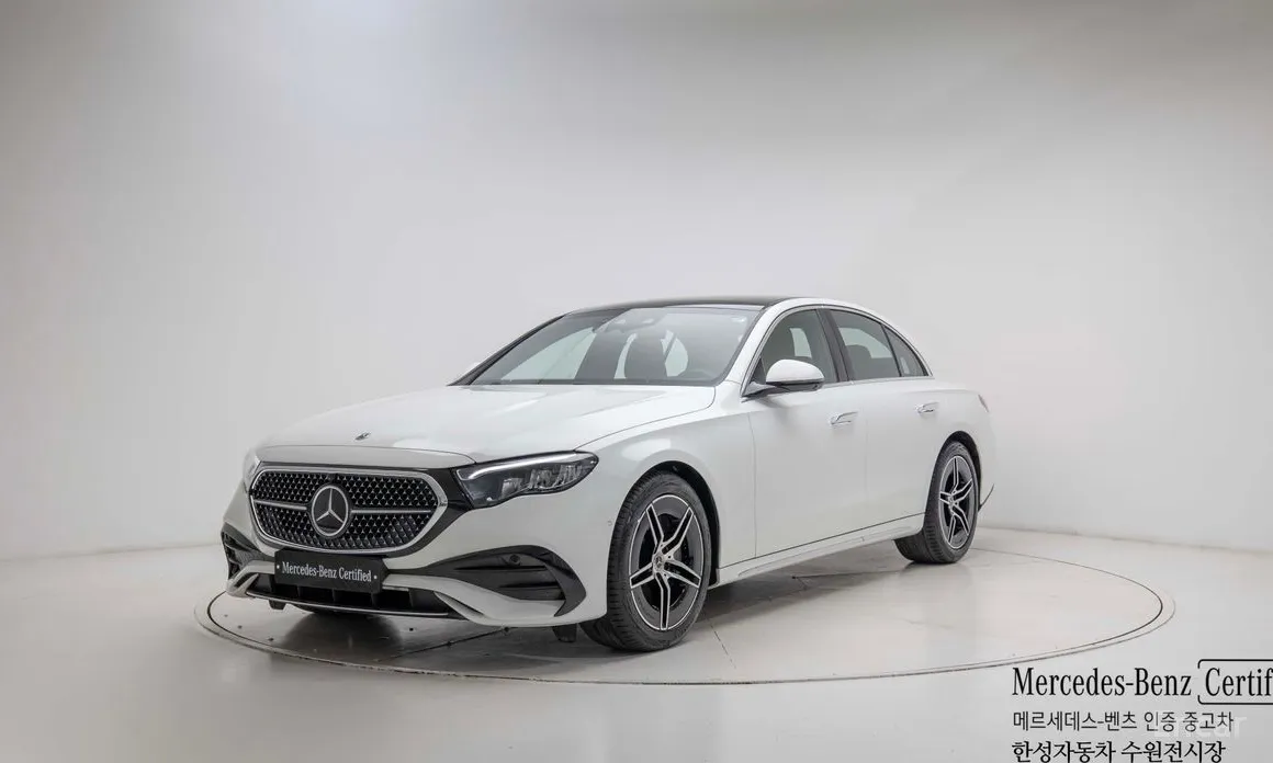 Фото 1 - Mercedes-Benz E-Class