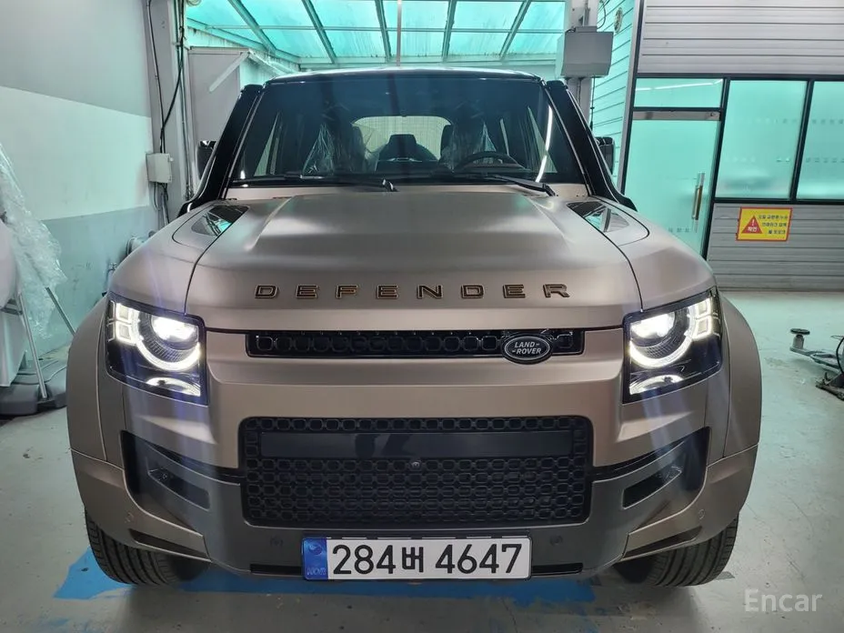 Land Rover Defender 2020 110 P635 Octa