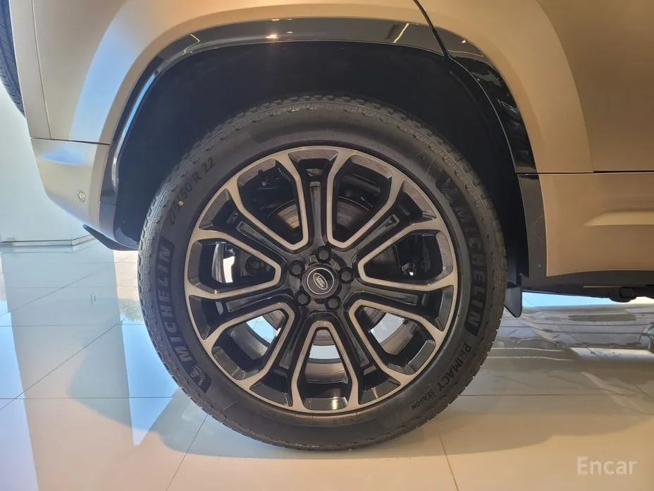 Land Rover Defender 2020 110 P635 Octa