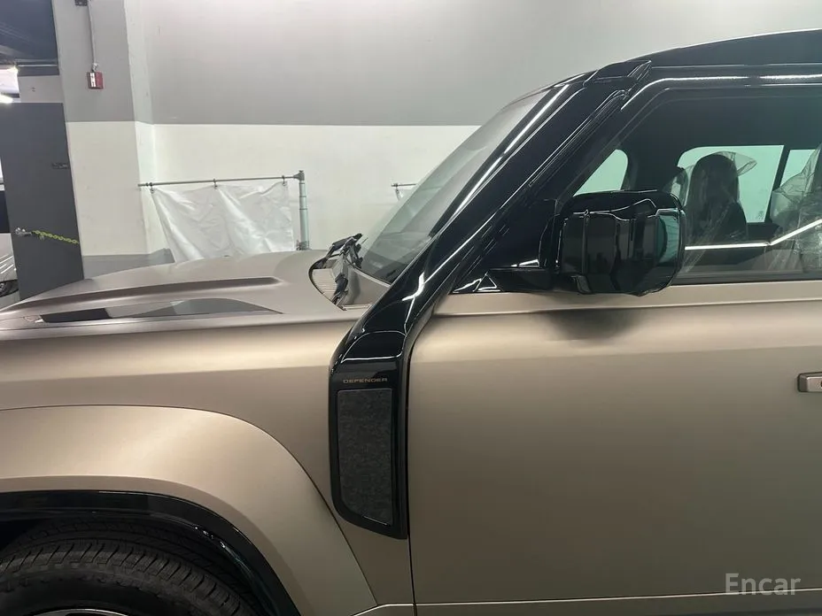 Land Rover Defender 2020 110 P635 Octa