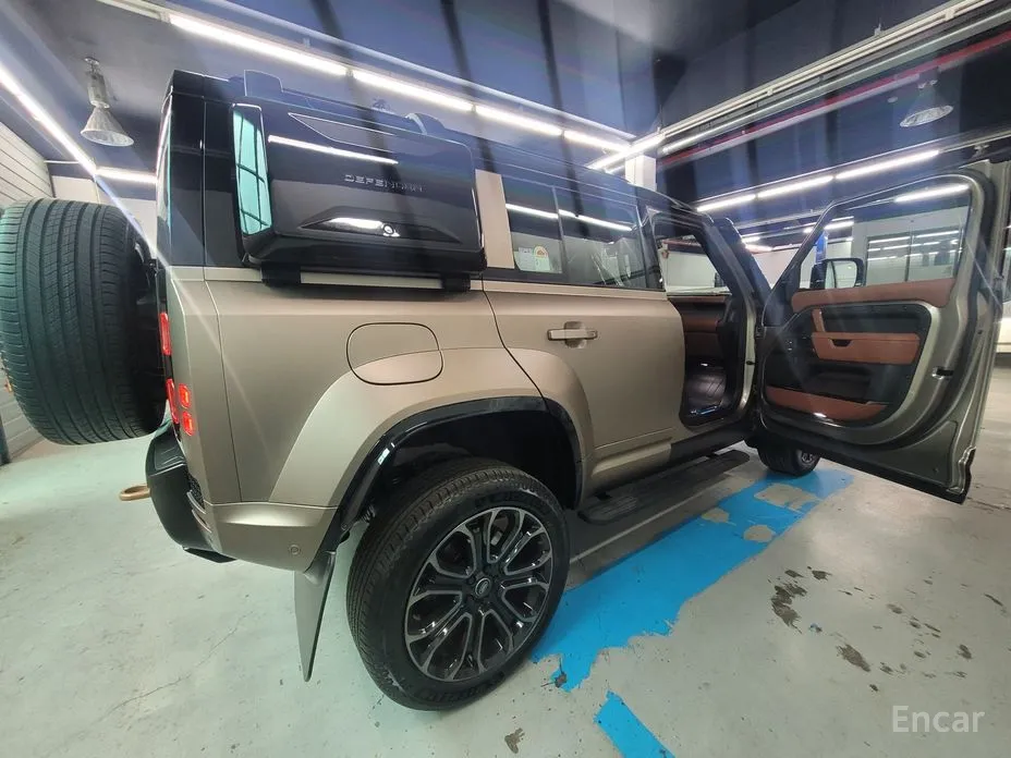 Land Rover Defender 2020 110 P635 Octa
