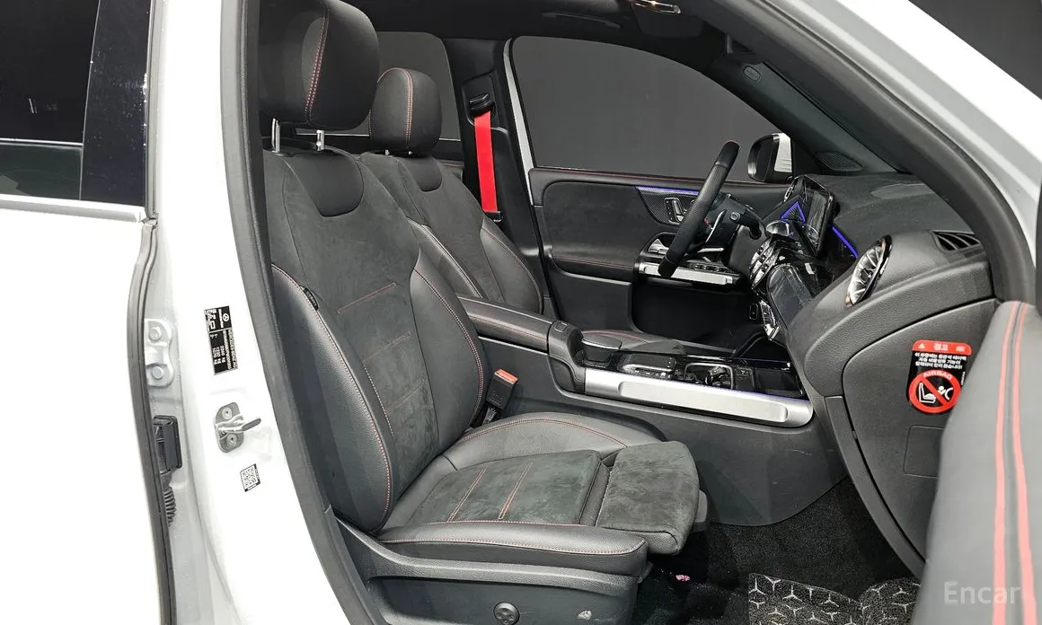 Mercedes-Benz GLB-Class 2020 AMG GLB35 4MATIC