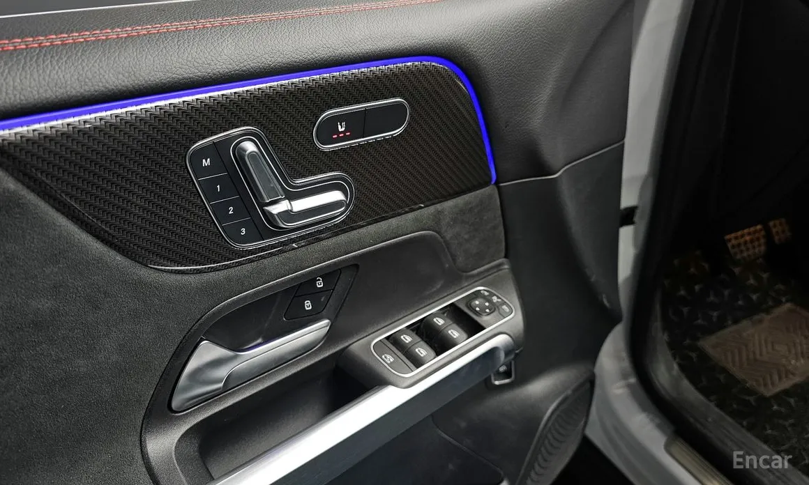 Mercedes-Benz GLB-Class 2020 AMG GLB35 4MATIC