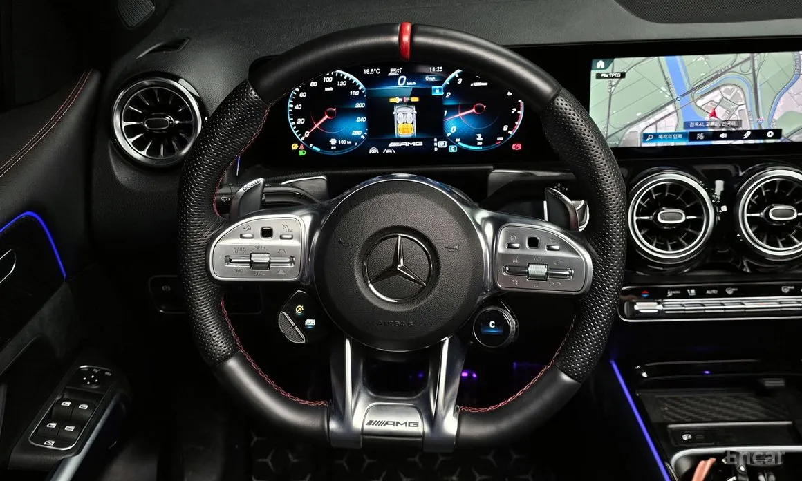 Mercedes-Benz GLB-Class 2020 AMG GLB35 4MATIC