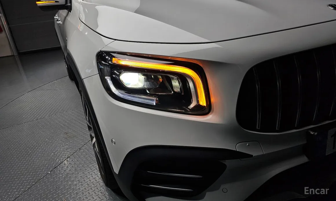 Mercedes-Benz GLB-Class 2020 AMG GLB35 4MATIC