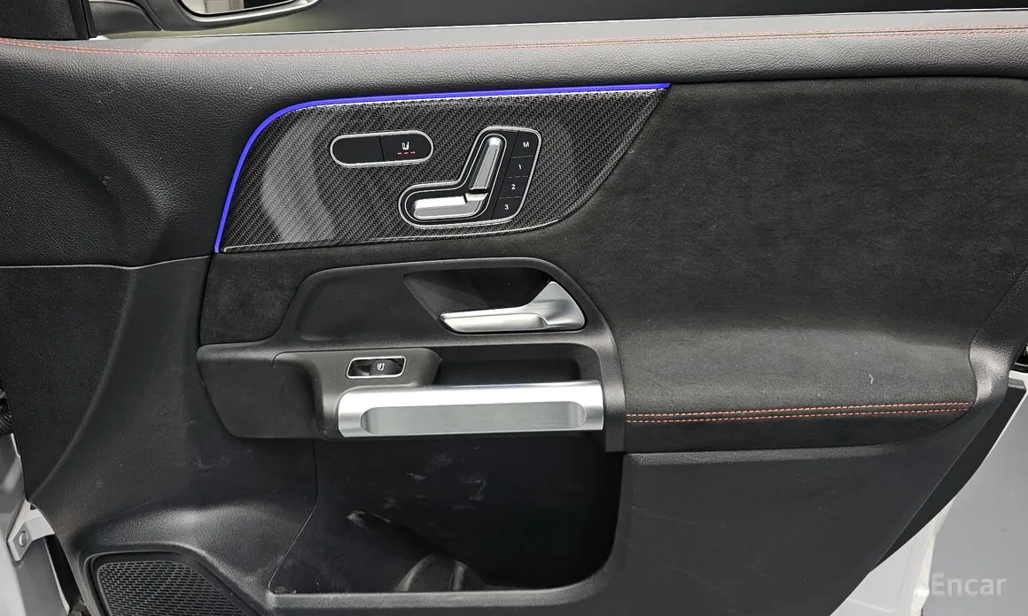 Mercedes-Benz GLB-Class 2020 AMG GLB35 4MATIC