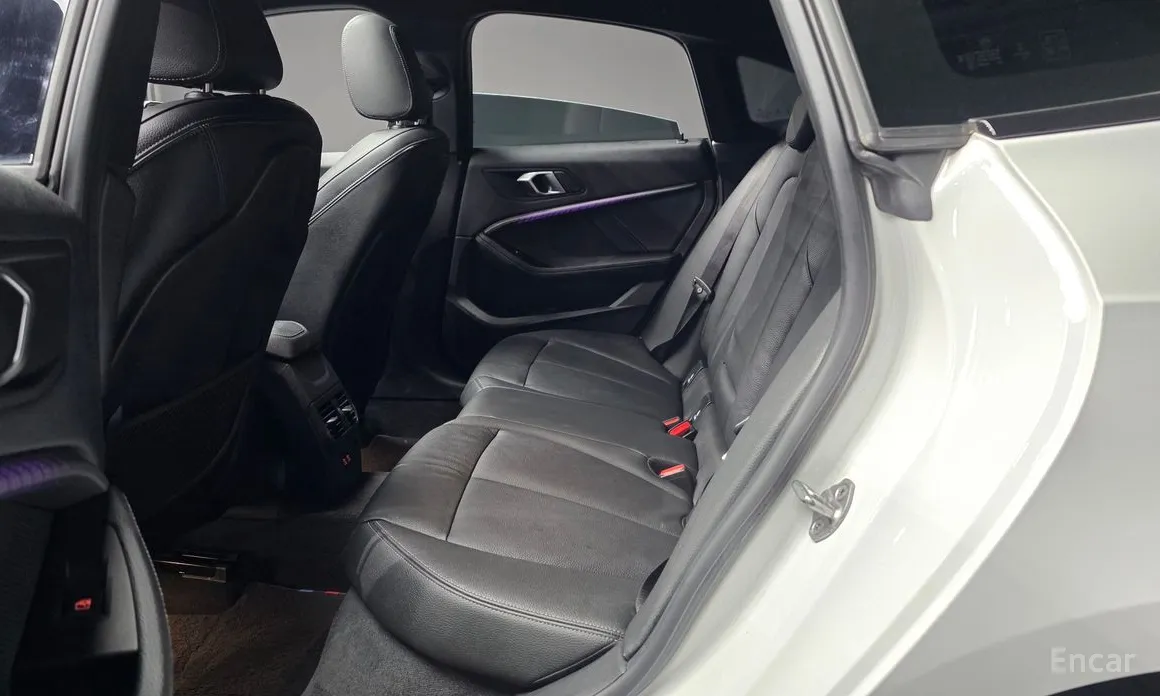 BMW 2 Series 2020 220i M Sports