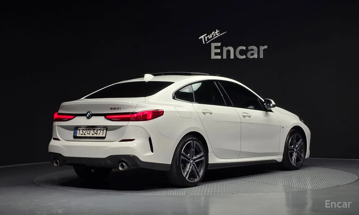 BMW 2 Series 2020 220i M Sports