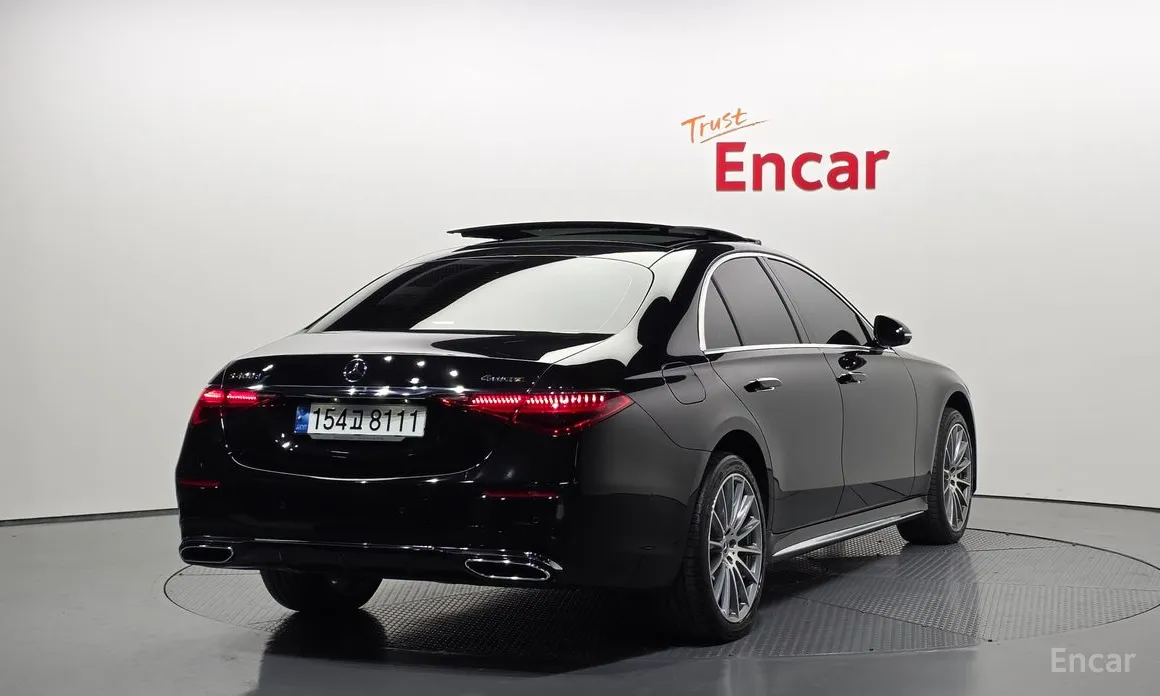 Photo 2 - Mercedes-Benz S-Class