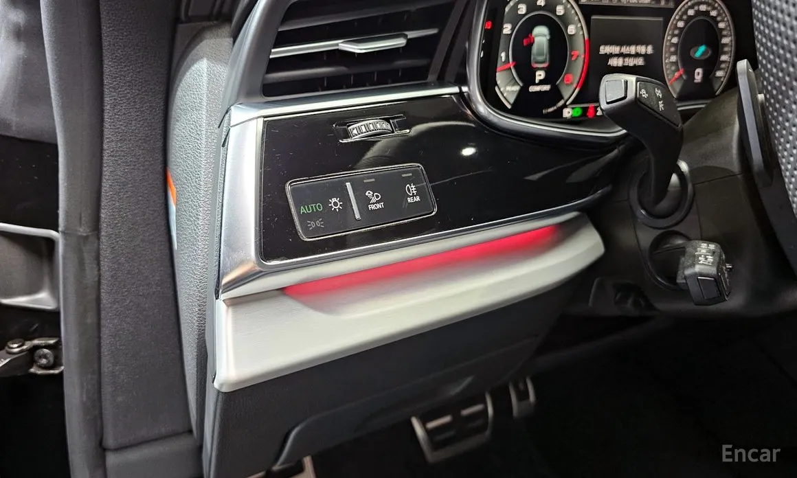 Audi Q8 2018 55 TFSI Quattro Premium