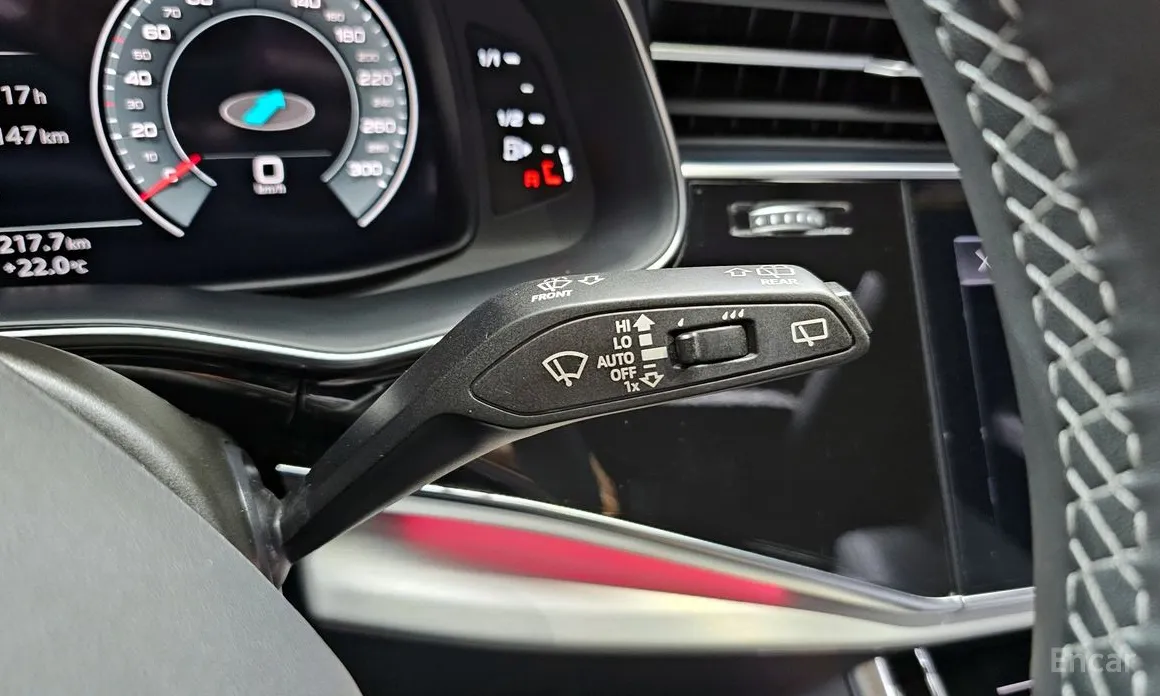 Audi Q8 2018 55 TFSI Quattro Premium