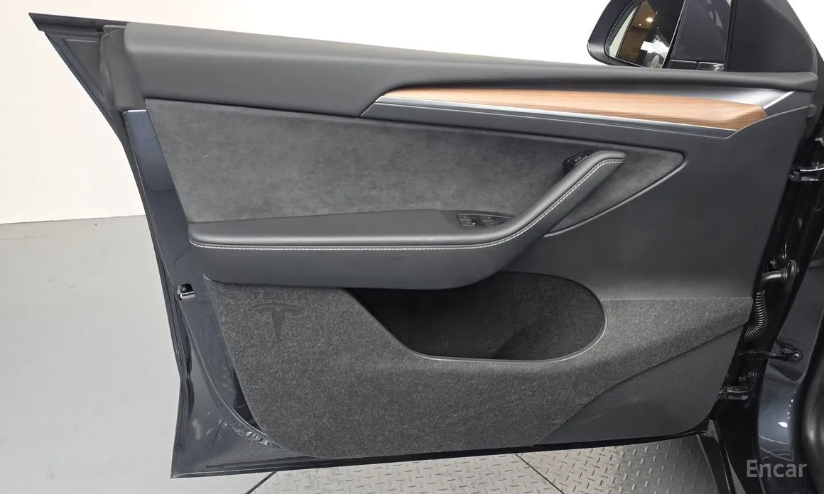 Tesla Model Y 2020 RWD
