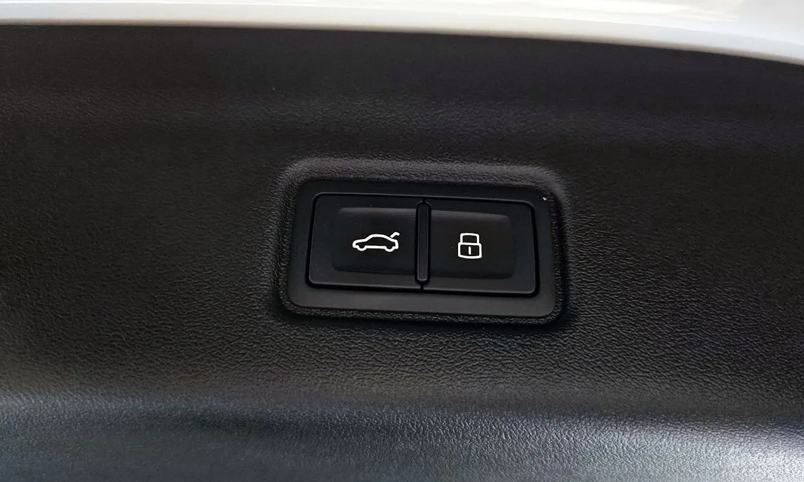 Audi Q6 e-tron 2025 Performance Premium