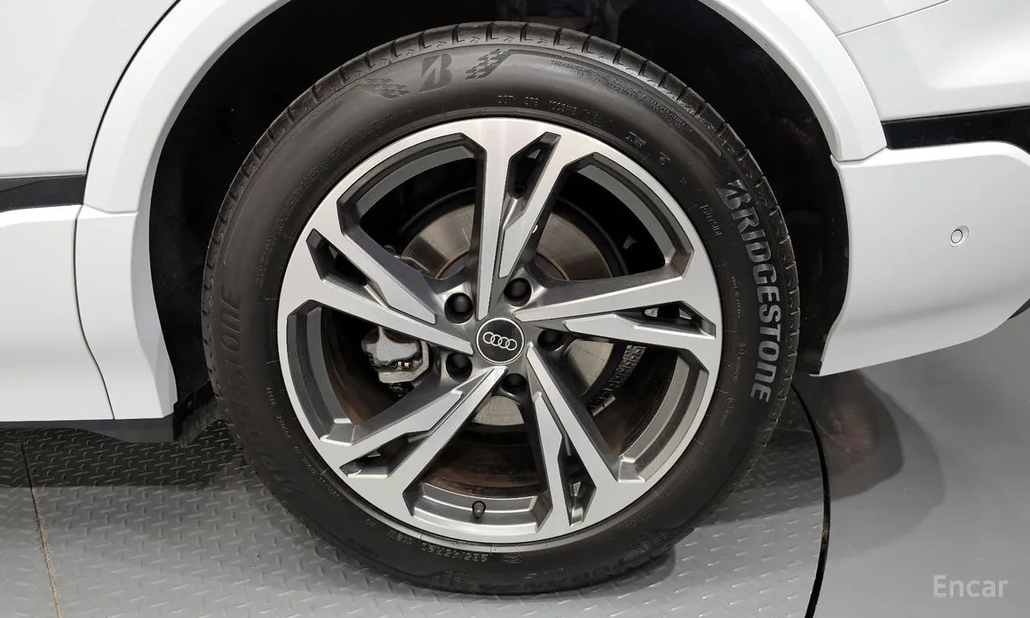Audi Q6 e-tron 2025 Performance Premium