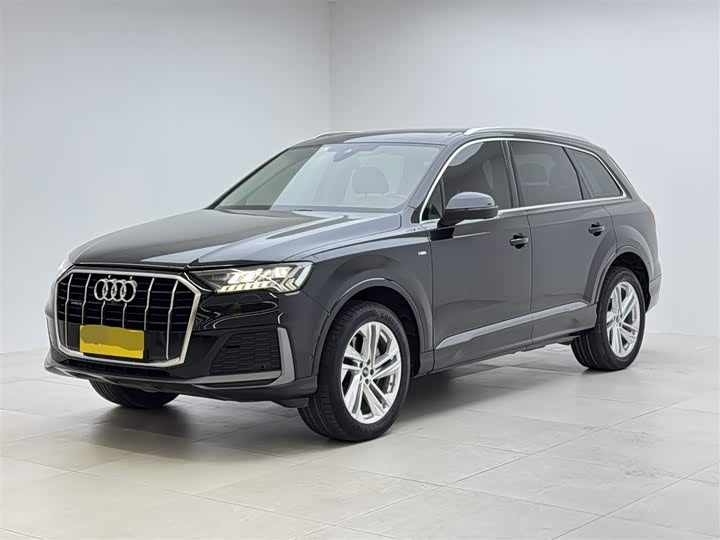 Фото 1 - Audi Q7