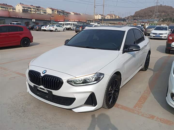 BMW 1 Series 2023 2023款 125i M运动曜夜版