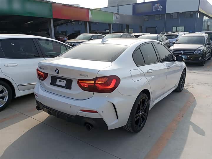 BMW 1 Series 2023 2023款 125i M运动曜夜版