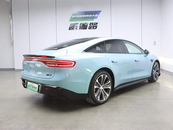 2026 Luxeed S7