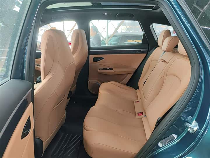 Фото 9 - Geely Galaxy L7