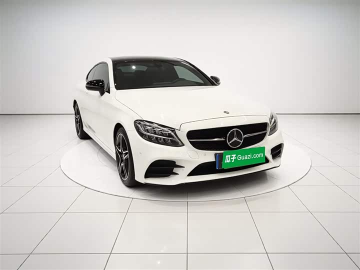 Photo 4 - Mercedes-Benz C-Class