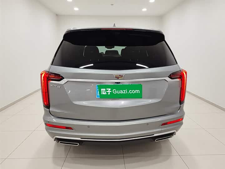 Cadillac XT6 2025 2025款 2.0T 六座四驱豪华行政经典版